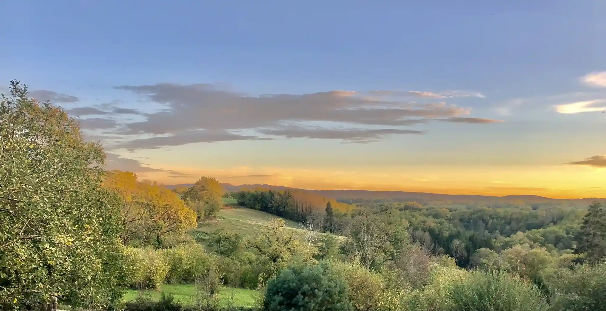 Paysage au coucher de soleil